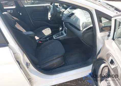 2016 Ford Fiesta Se z USA, uszkodzony, nr VIN 3FADP4BJ8GM104212